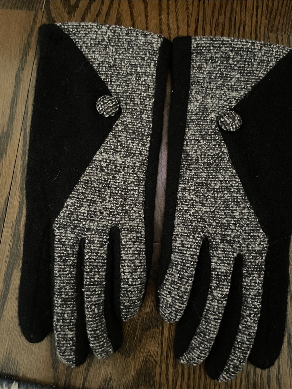 NorthStyle Black Cozy Winter Gloves